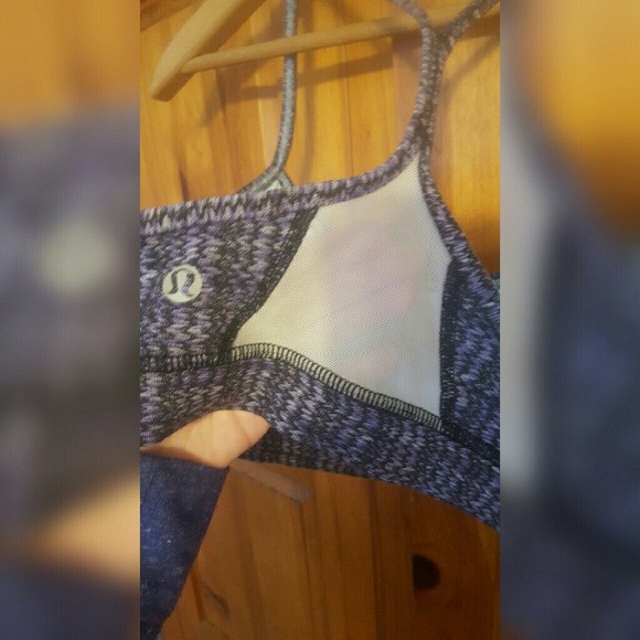 Lululemon bra - Picture 3 of 3